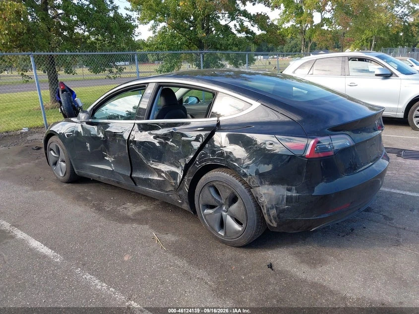 Tesla Model 3 Long Range/Performance, снимка 3 - Автомобили и джипове - 56579260