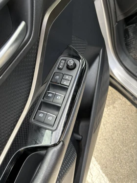 Toyota C-HR CHR1.8 AUTOMAT, снимка 11