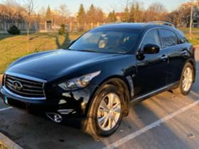     Infiniti QX70 3.7 AWD