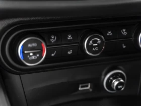 Alfa Romeo Stelvio Veloce AWD | Bianco Alfa - 28800 € - 82894734 14