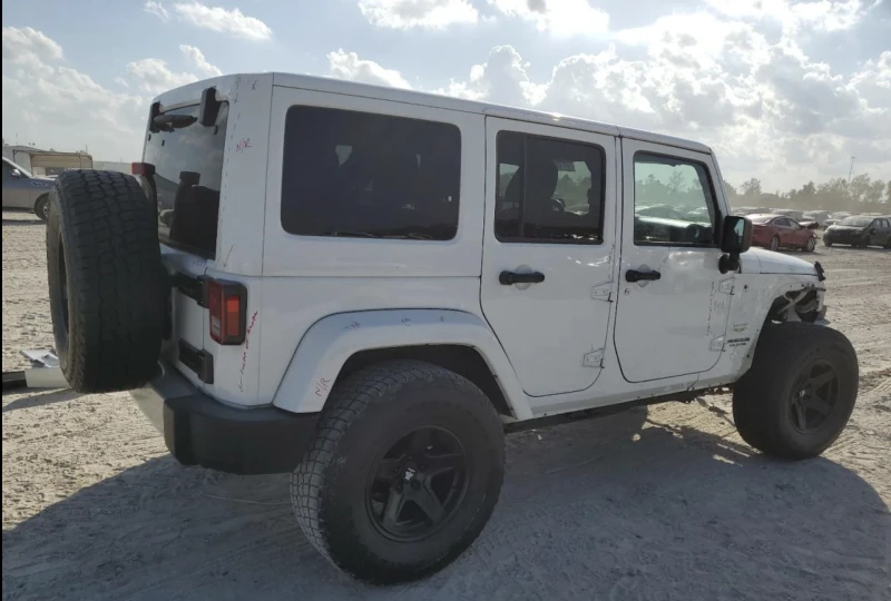 Jeep Wrangler, снимка 5 - Автомобили и джипове - 48257571