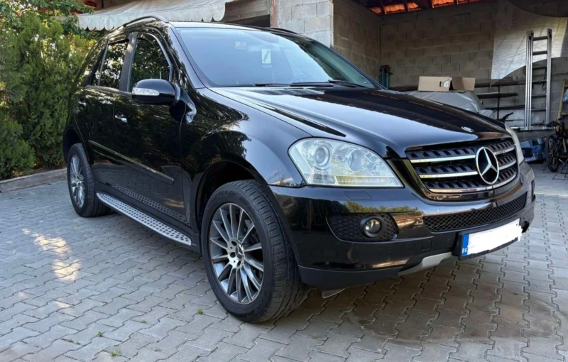 Mercedes-Benz ML 320, снимка 4 - Автомобили и джипове - 52260443