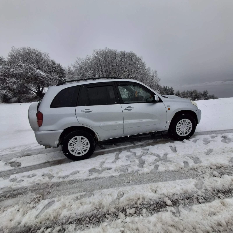 Toyota Rav4, снимка 3 - Автомобили и джипове - 52897954