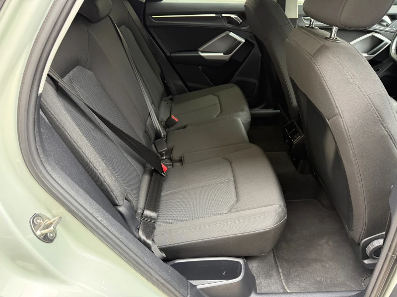 Audi Q3 Sportback, снимка 17 - Автомобили и джипове - 53476646