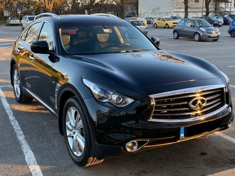 Infiniti QX70 3.7 AWD, снимка 3 - Автомобили и джипове - 47217665