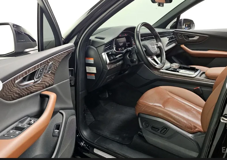 Audi Q7 * Premium* * HeadUp* AвтоКредит* (ЦЕНА ДО БГ), снимка 10 - Автомобили и джипове - 53831424