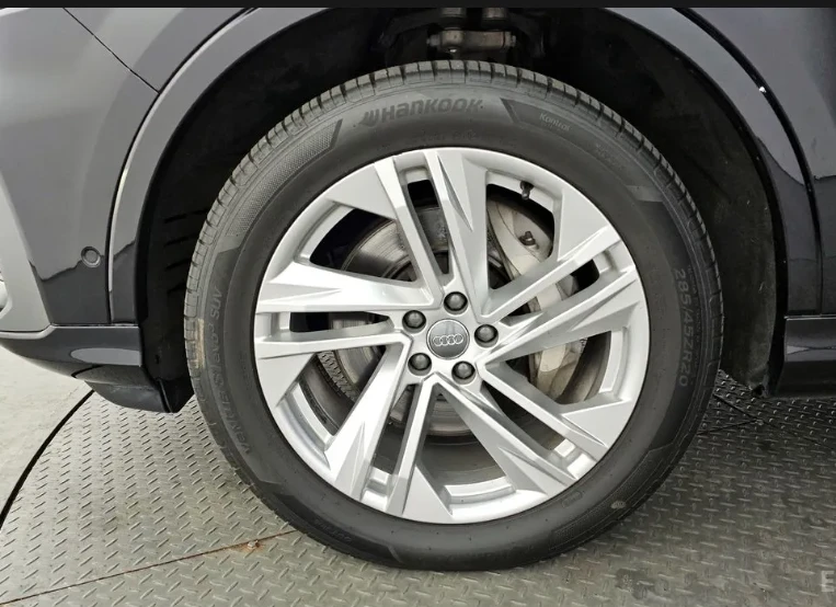 Audi Q7 * Premium* * HeadUp* AвтоКредит* (ЦЕНА ДО БГ), снимка 5 - Автомобили и джипове - 53831424