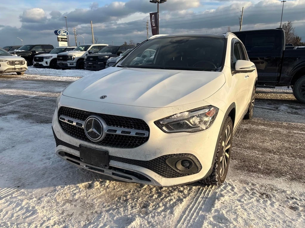 Mercedes-Benz GLA 250 * AWD 4MATIC * БЕЗ ПЪРВОНАЧАЛНА ВНОСКА * CARFAX * , снимка 1