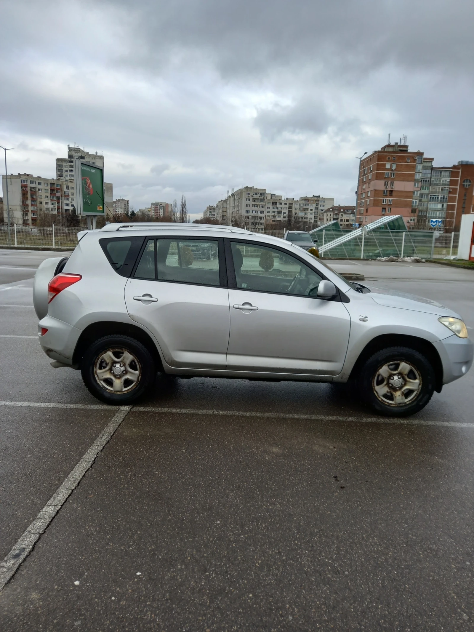 Toyota Rav4 2.2D4D 136 кс  - изображение 6