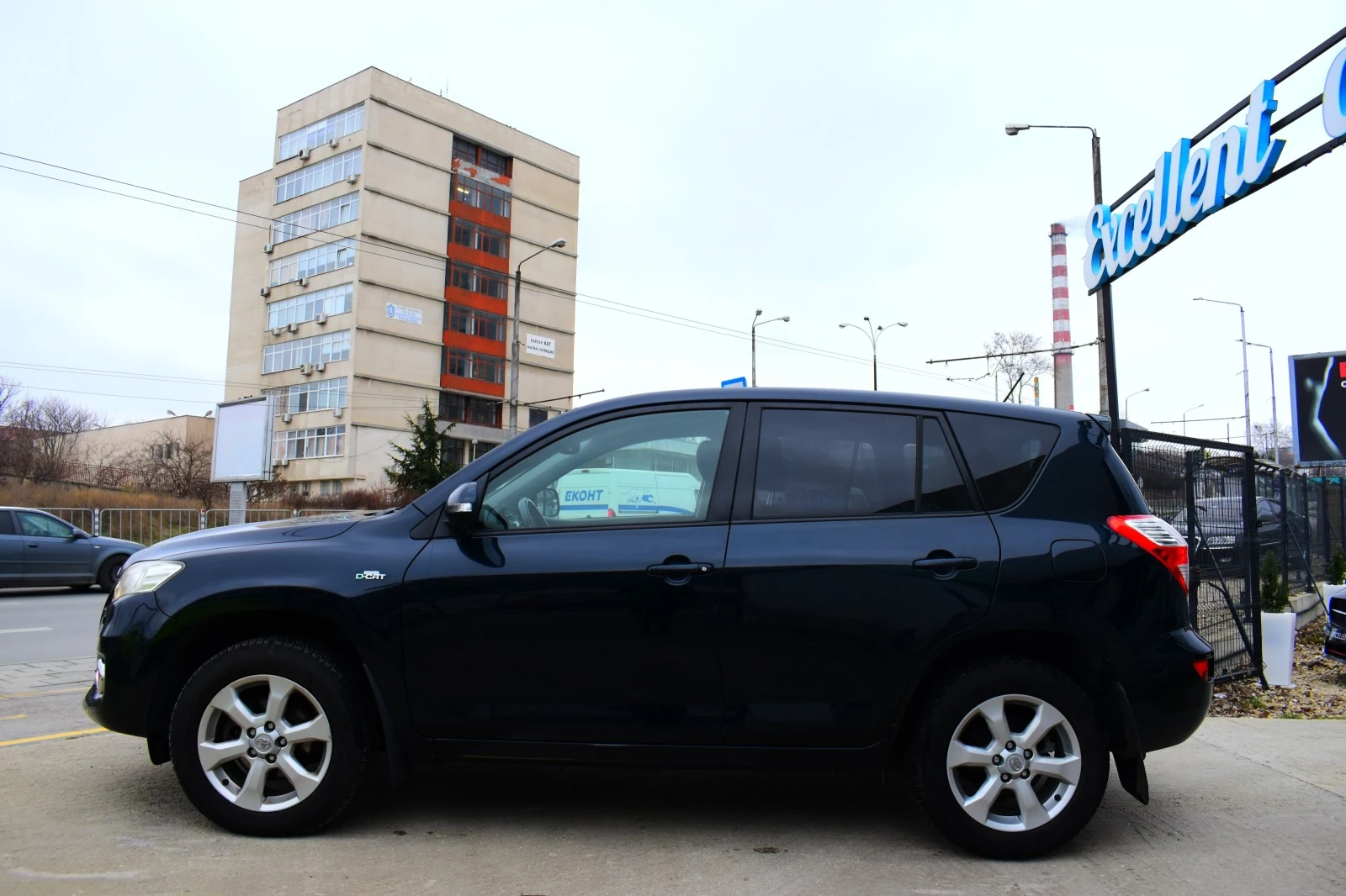 Toyota Rav4 2.2D4D* FACE* CROSSOVER - изображение 2