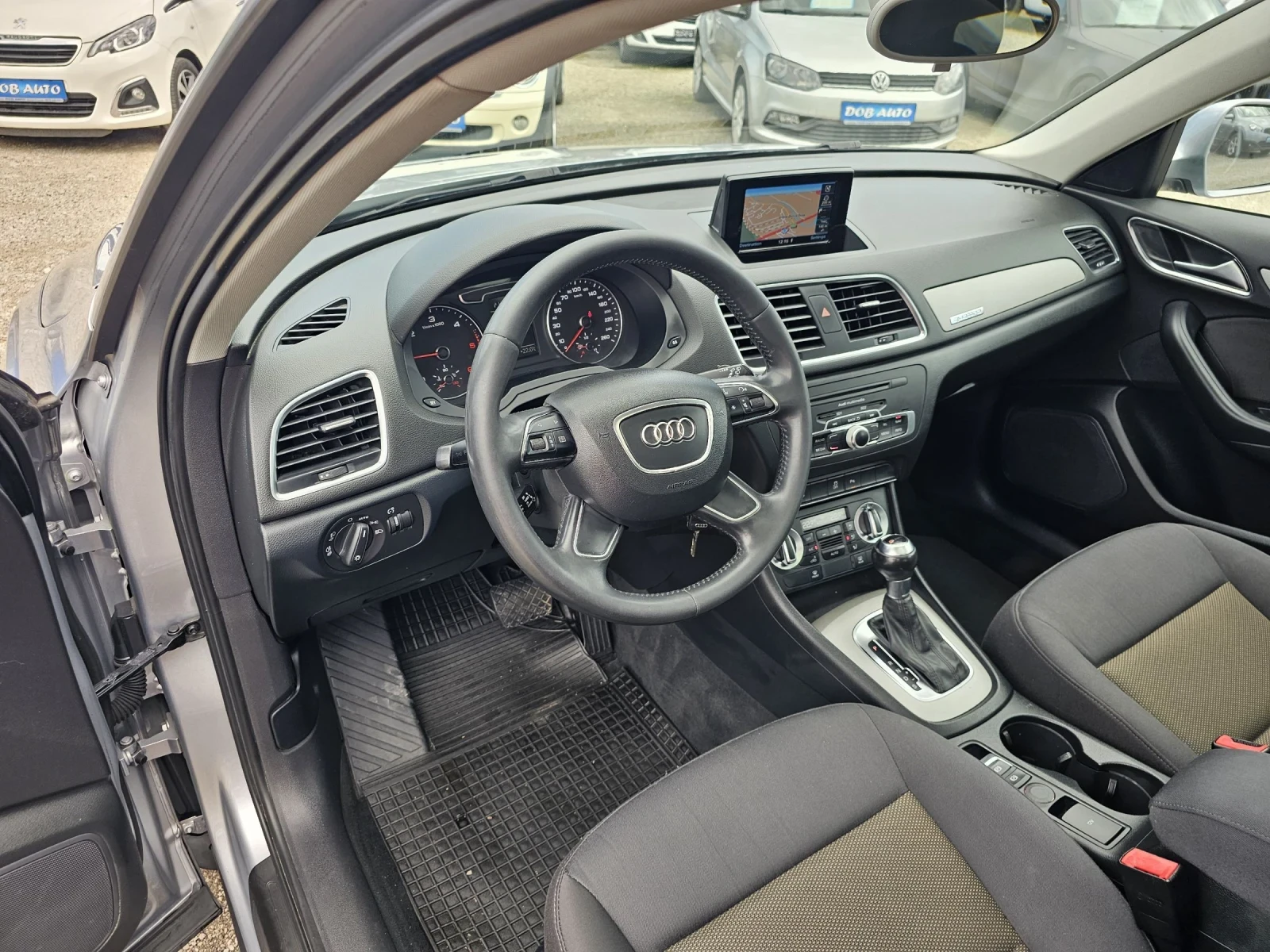 Audi Q3 2.0TDI-4X4-АВТОМАТИК-ЛЕД-ПАНОРАМА-НАВИГАЦИЯ - изображение 8