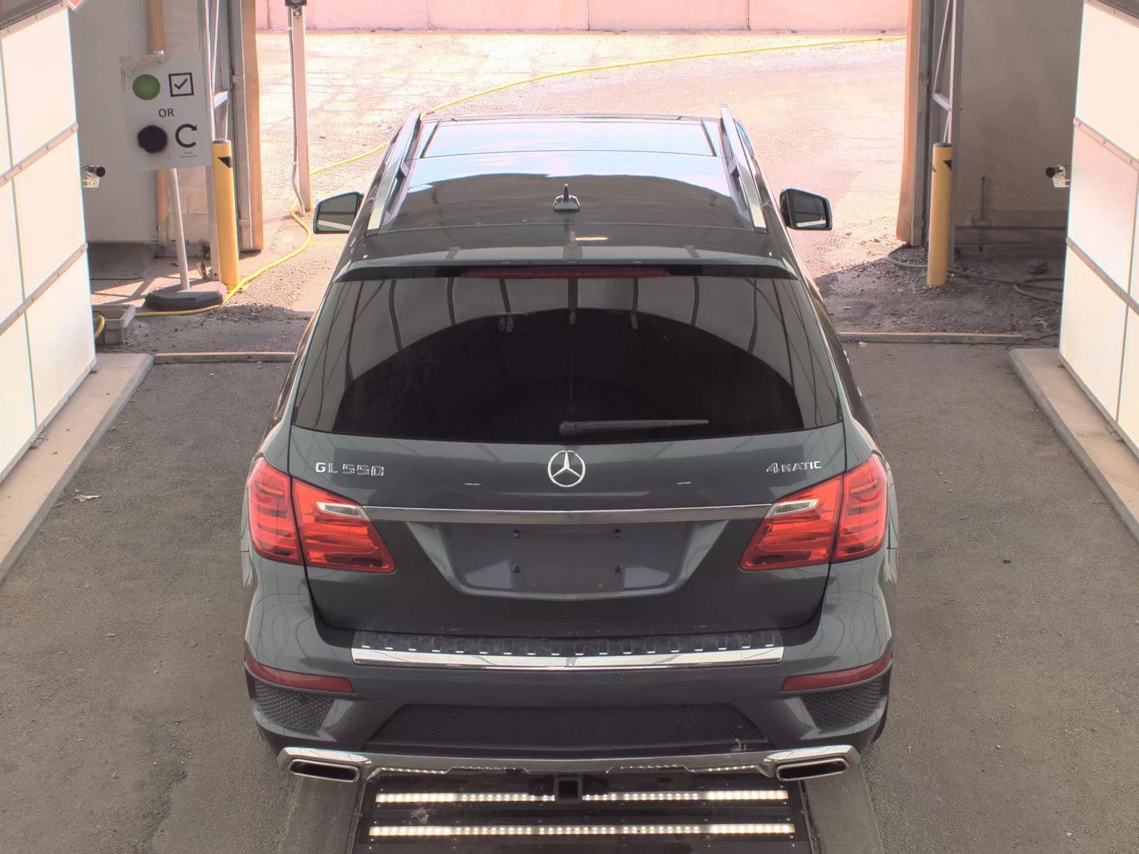 Mercedes-Benz GL 550 4MATIC AMG-Pack* Обдух* Harman/Kardon* 360* Масаж* - изображение 5