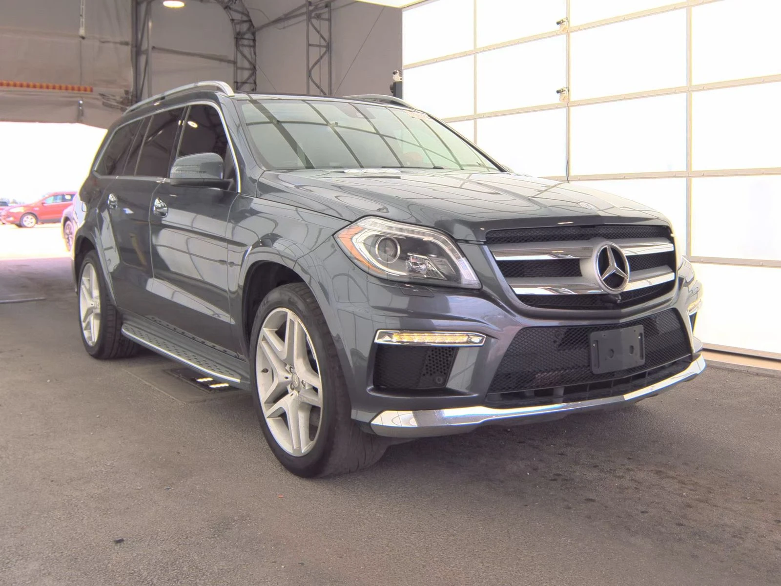 Mercedes-Benz GL 550 4MATIC AMG-Pack* Обдух* Harman/Kardon* 360* Масаж* - изображение 3