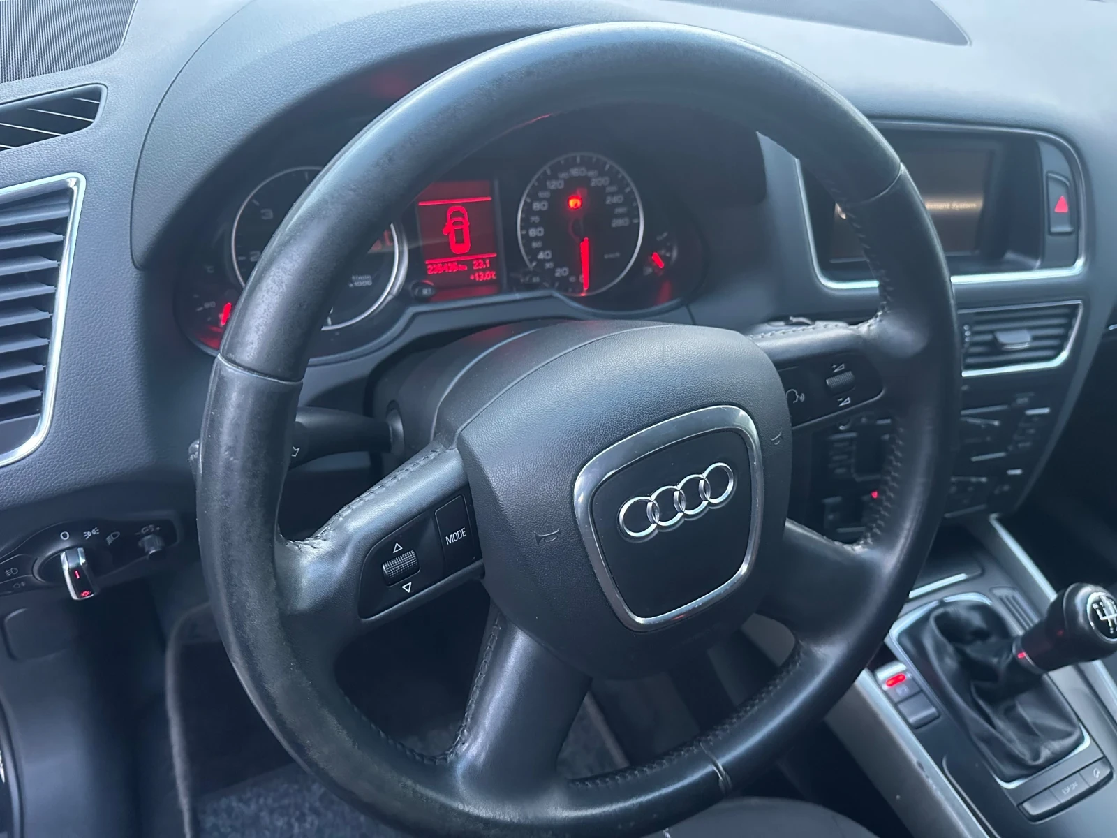 Audi Q5 2.0TDI* QUATTRO* LED* REALNI KM*  | Mobile.bg   9