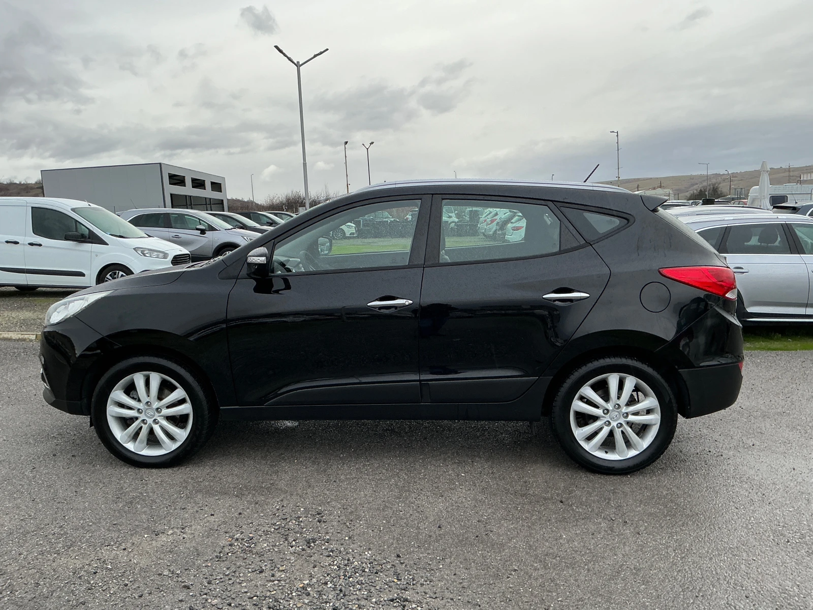 Hyundai IX35 2.0 CRDI - изображение 4