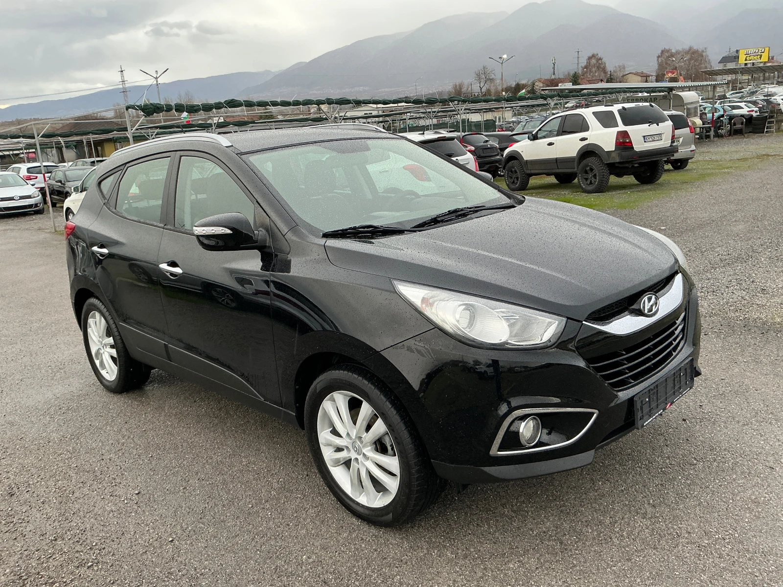 Hyundai IX35 2.0 CRDI - изображение 2