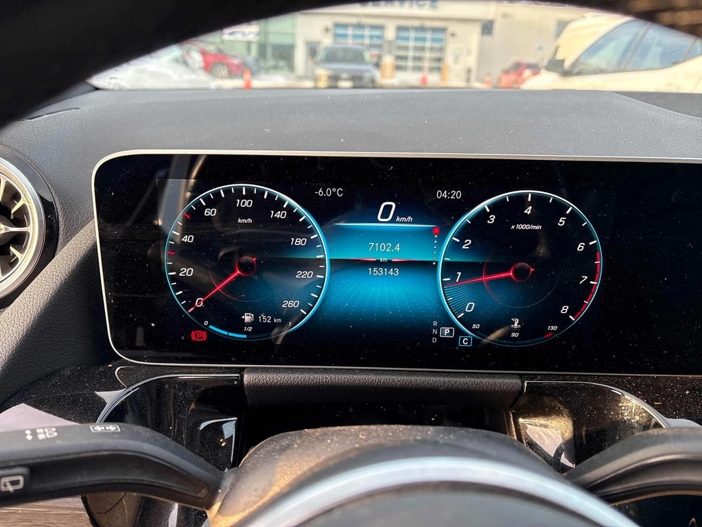 Mercedes-Benz GLA 250 * AWD 4MATIC * БЕЗ ПЪРВОНАЧАЛНА ВНОСКА * CARFAX *  - изображение 8