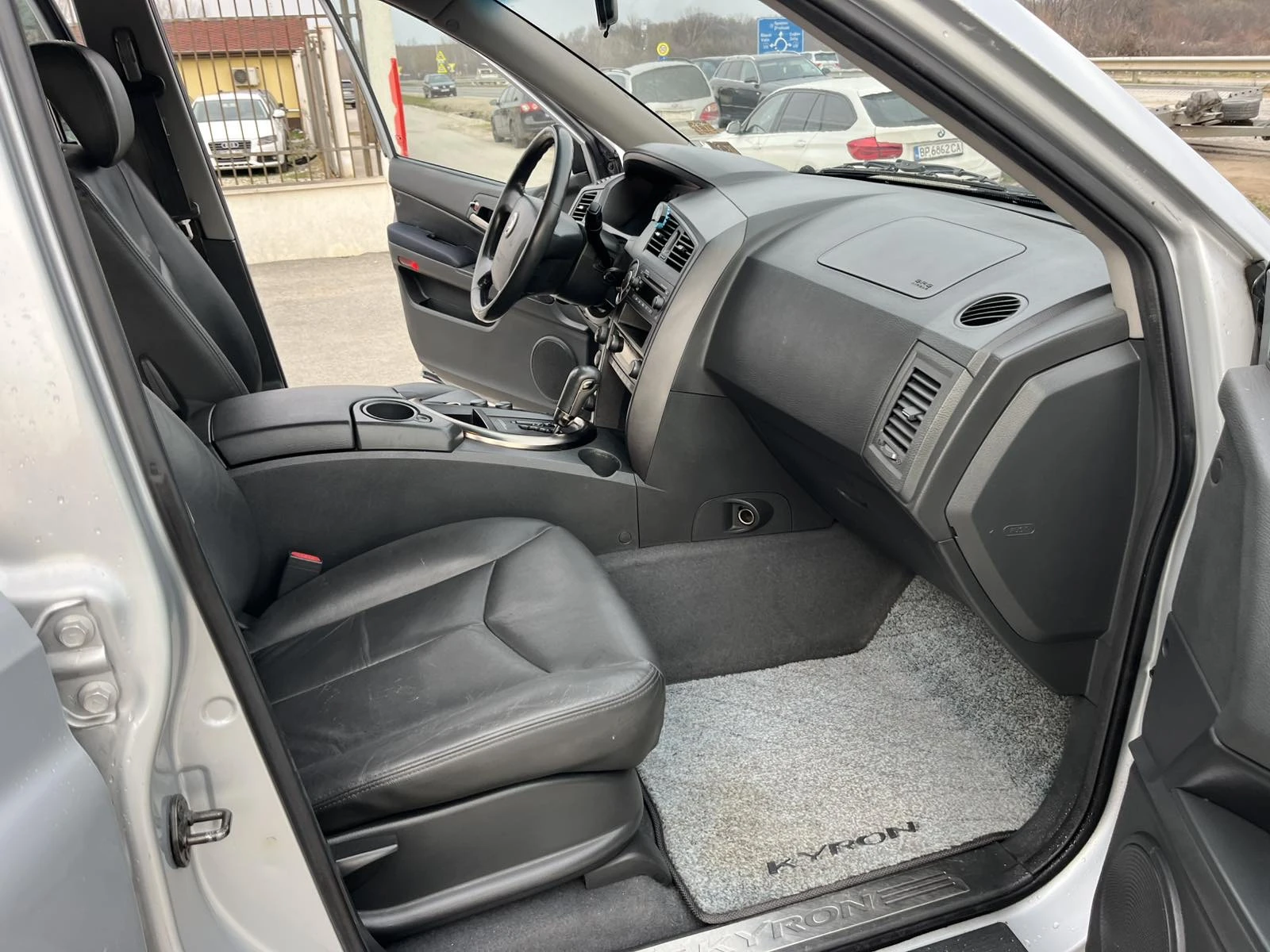 SsangYong Kyron 2.0HDI 141кс 4X4, БЪРЗИ И БАВНИ ВНОС ИТАЛИЯ - изображение 10