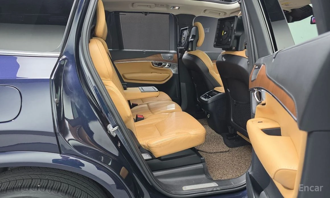 Volvo Xc90 Т6 INSCRIPTION* PANO* ОБДУХВАНЕ* КОЖА* НАВИ* ПОДГР, снимка 11 - Автомобили и джипове - 54168729