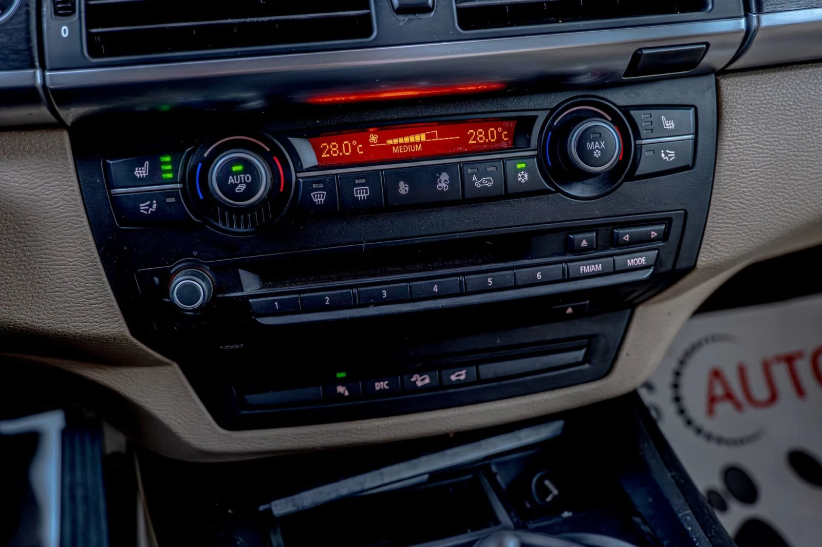 BMW X5 3.0SD/RSE/Подгре Волан/Auto Hold/Камера/M-Packet, снимка 14 - Автомобили и джипове - 54432210