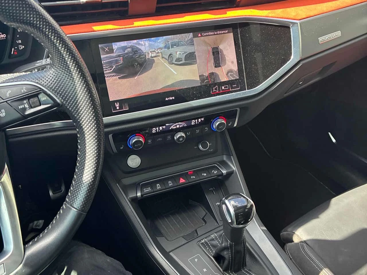 Audi Q3 * Technik * ПОДГРЕВИ * 360 * PANO * CARFAX, снимка 9 - Автомобили и джипове - 54513212