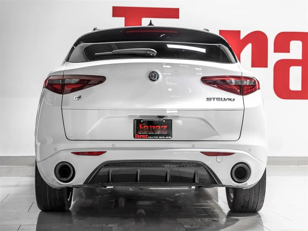 Alfa Romeo Stelvio Veloce AWD | Bianco Alfa, снимка 4 - Автомобили и джипове - 55943786