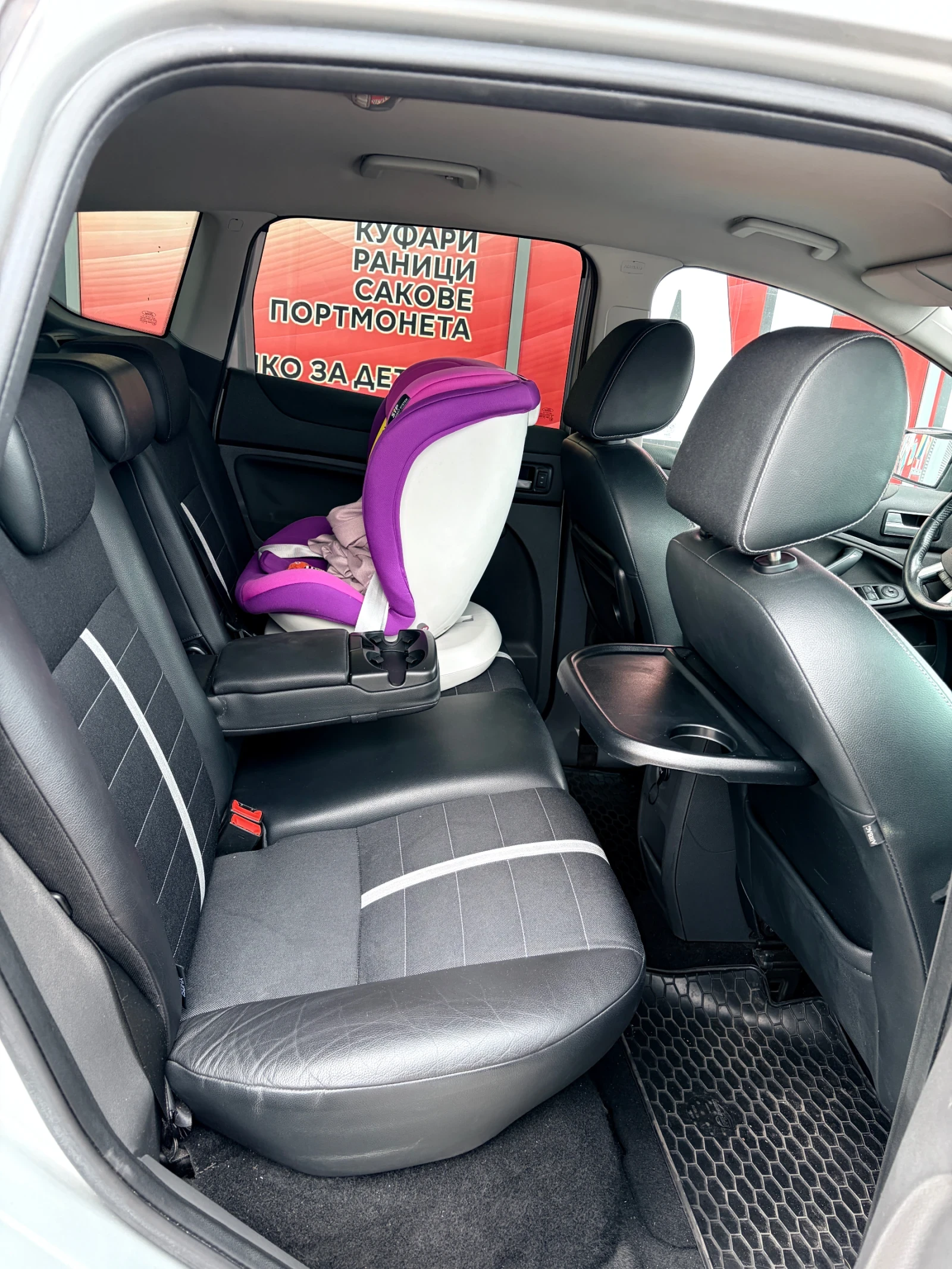Ford Kuga, снимка 8 - Автомобили и джипове - 56679003