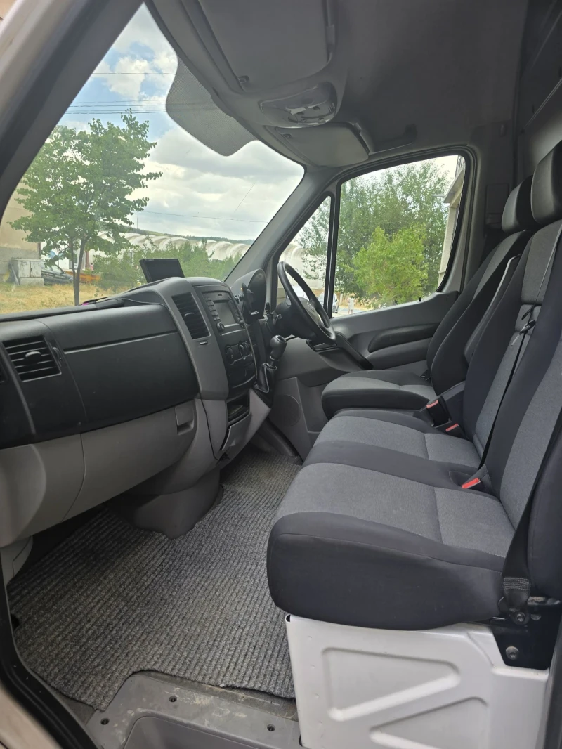 VW Crafter, снимка 10 - Бусове и автобуси - 52269674