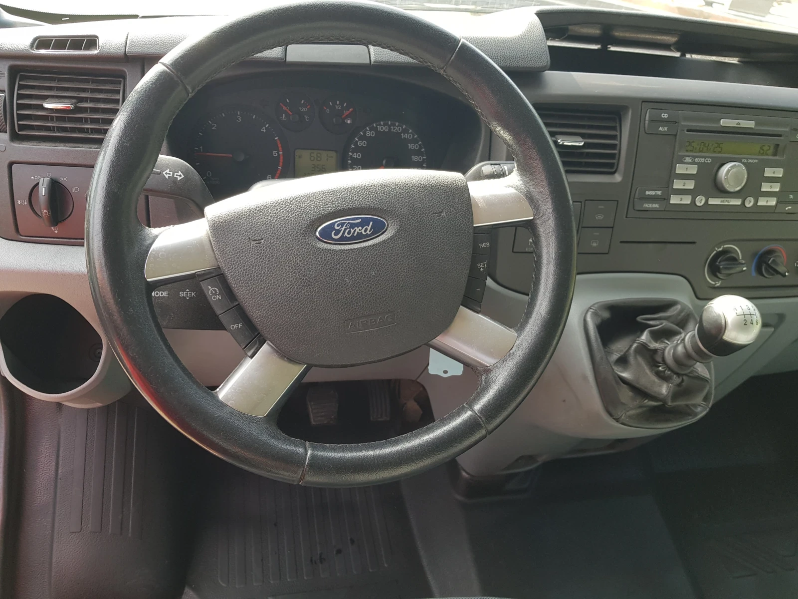 Ford Transit 125Т300, 2012, 125 к.с., 9 МЕСТЕН, КЛИМА, УНИКАТ - изображение 8
