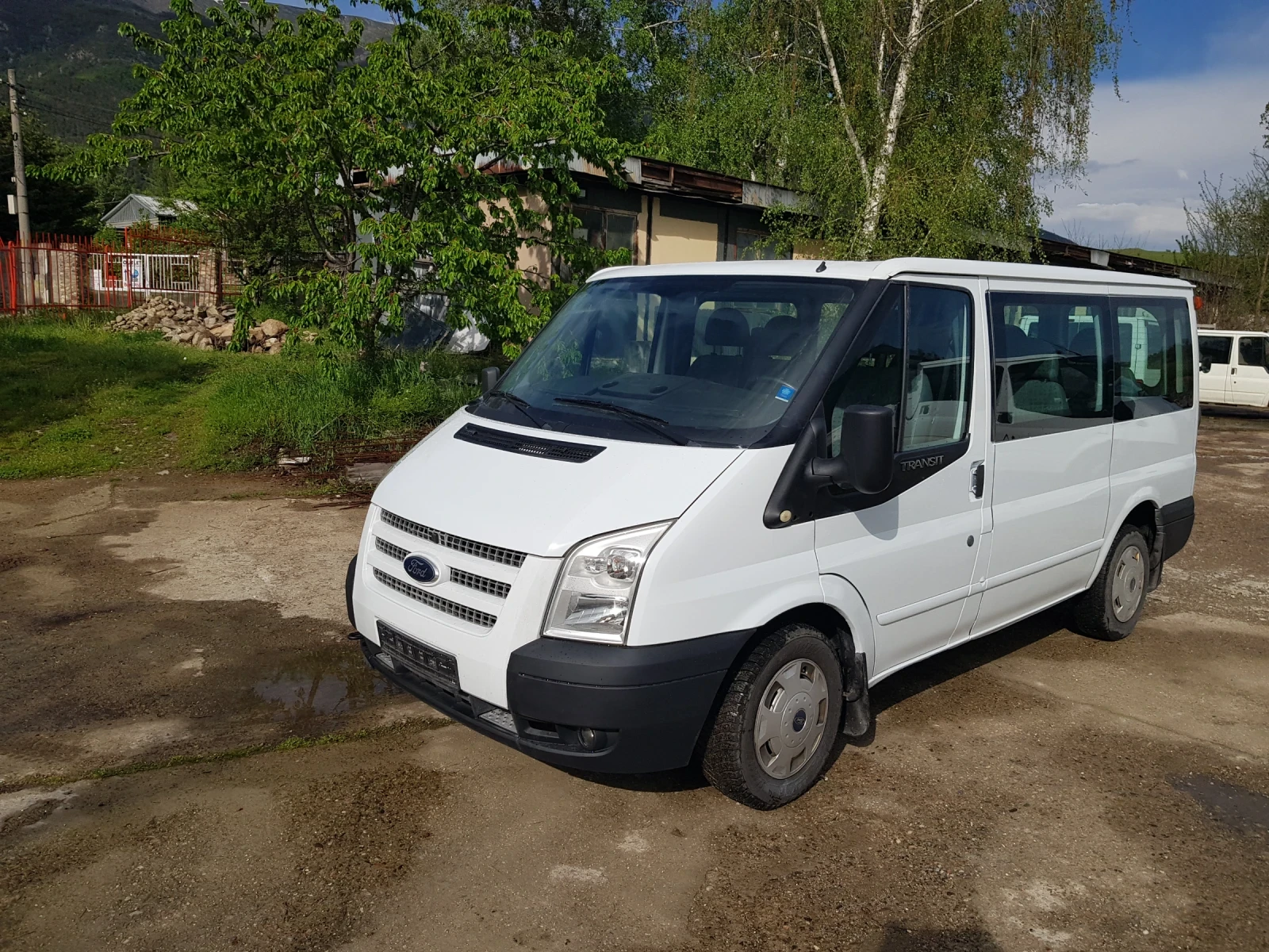 Ford Transit 125Т300, 2012, 125 к.с., 9 МЕСТЕН, КЛИМА, УНИКАТ - изображение 2