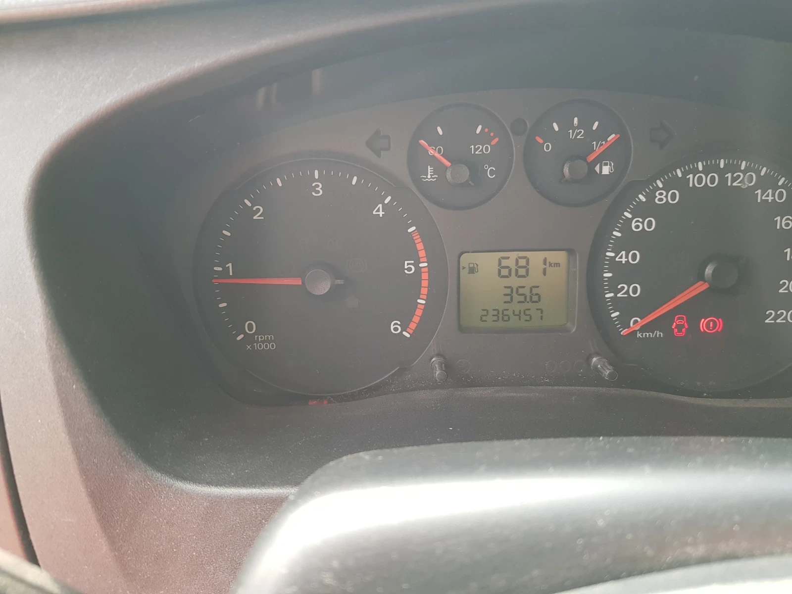 Ford Transit 125Т300, 2012, 125 к.с., 9 МЕСТЕН, КЛИМА, УНИКАТ - изображение 9