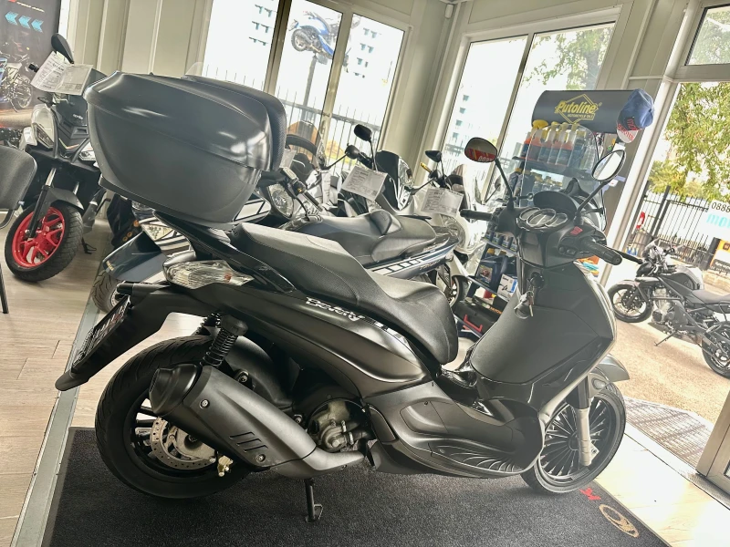 Piaggio Beverly 300i LED 09.2015г., снимка 14 - Мотоциклети и мототехника - 52010880