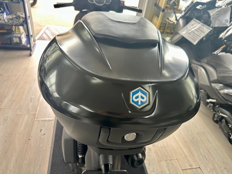 Piaggio Beverly 300i LED 09.2015г., снимка 5 - Мотоциклети и мототехника - 52010880
