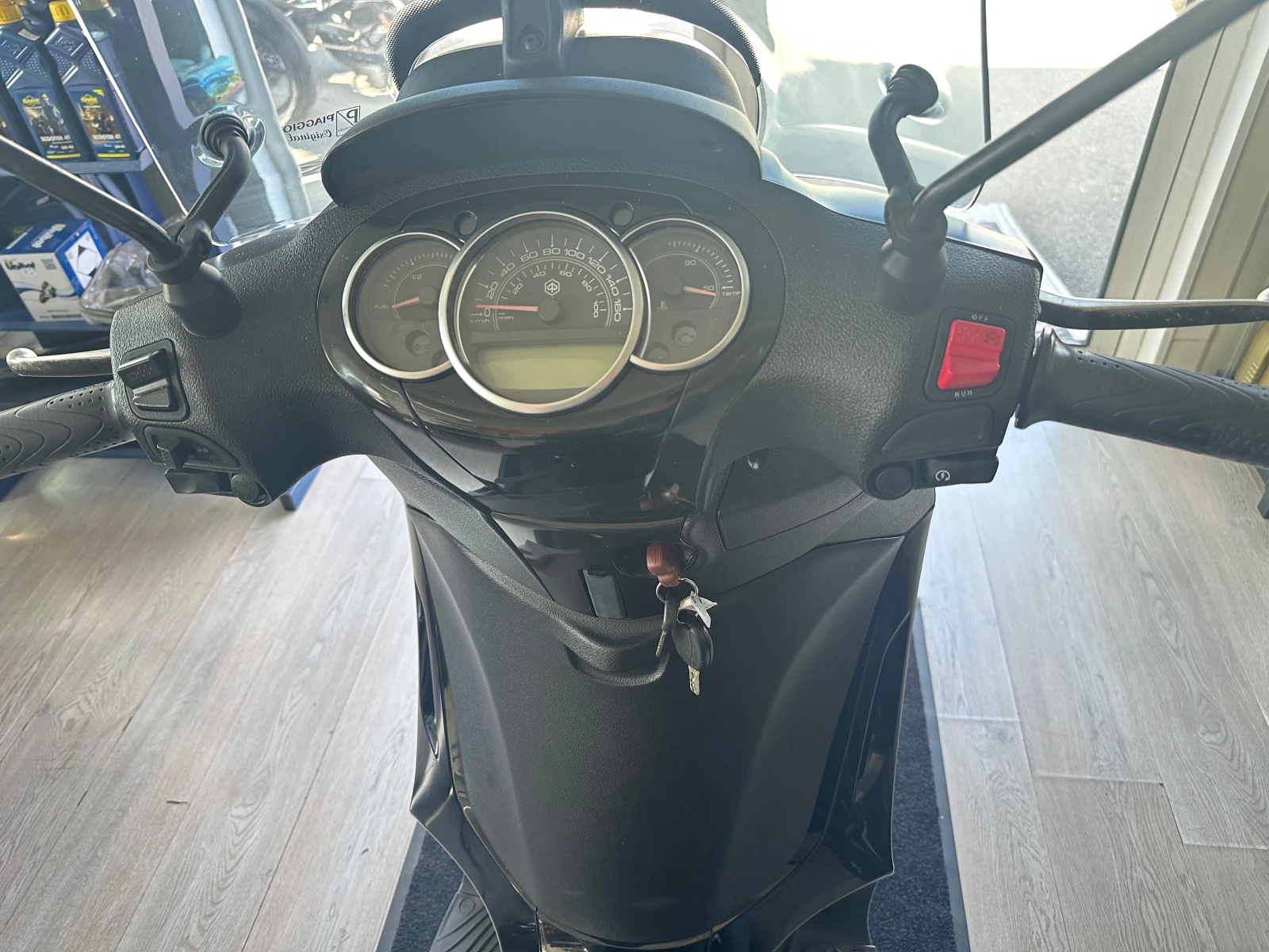Piaggio Beverly 300i LED 09.2015г. - изображение 4
