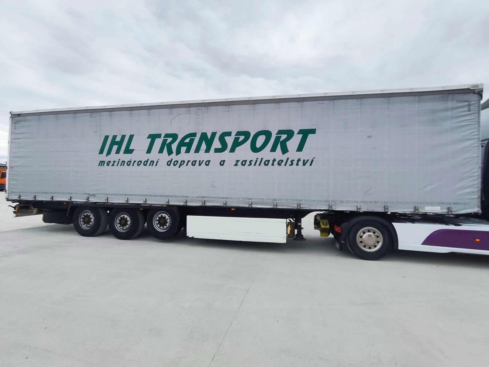 Полуремарке Krone