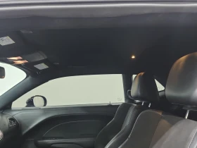 Dodge Challenger R/T RWD, снимка 12