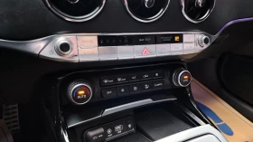 Kia Stinger 3.3 Turbo AWD Cam360/Disi/Panorama/Обдухване, снимка 12
