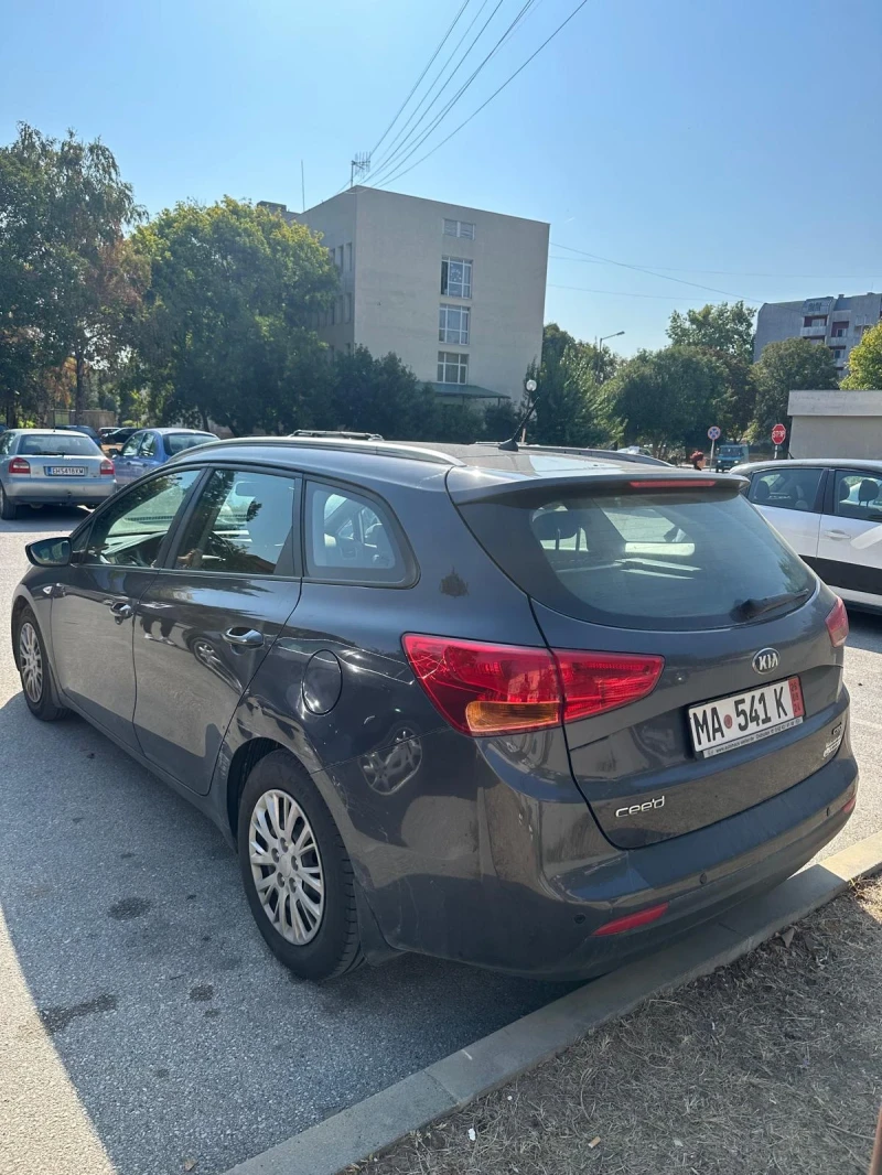 Kia Ceed, снимка 3 - Автомобили и джипове - 47354498