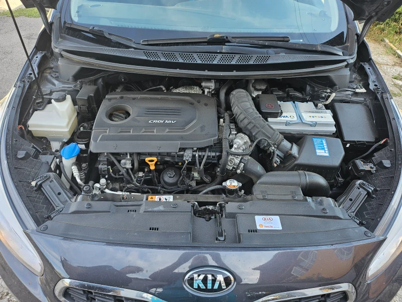 Kia Ceed, снимка 6 - Автомобили и джипове - 47354498