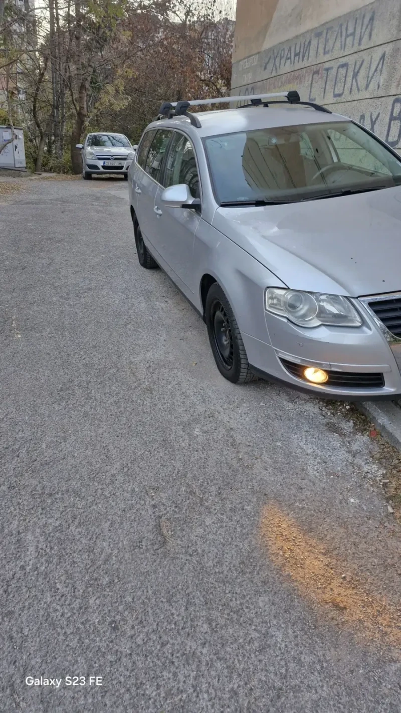 VW Passat, снимка 2 - Автомобили и джипове - 47926599