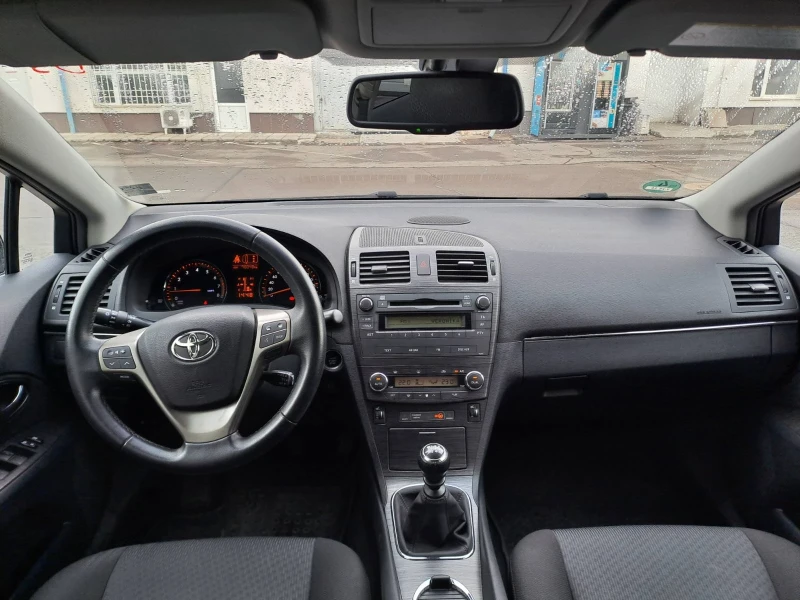 Toyota Avensis 1.8 VVTI * 70 хил.км* , снимка 11 - Автомобили и джипове - 48625234