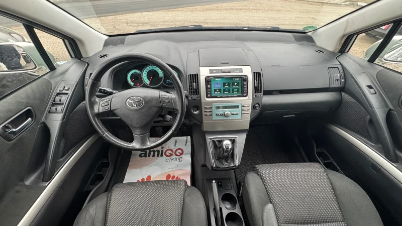 Toyota Corolla verso 7 МЕСТНА, снимка 10 - Автомобили и джипове - 48930046