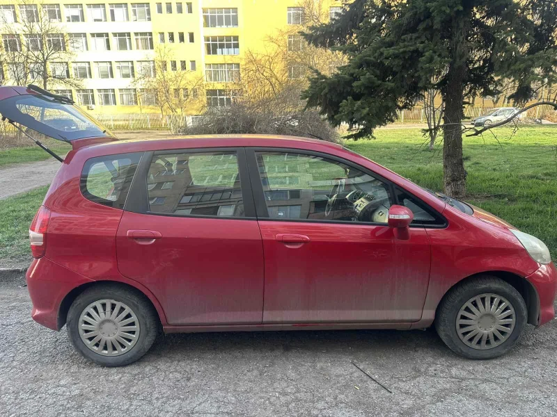 Honda Jazz, снимка 1 - Автомобили и джипове - 49518501