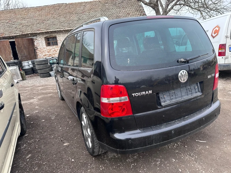VW Touran, снимка 2 - Автомобили и джипове - 51485249
