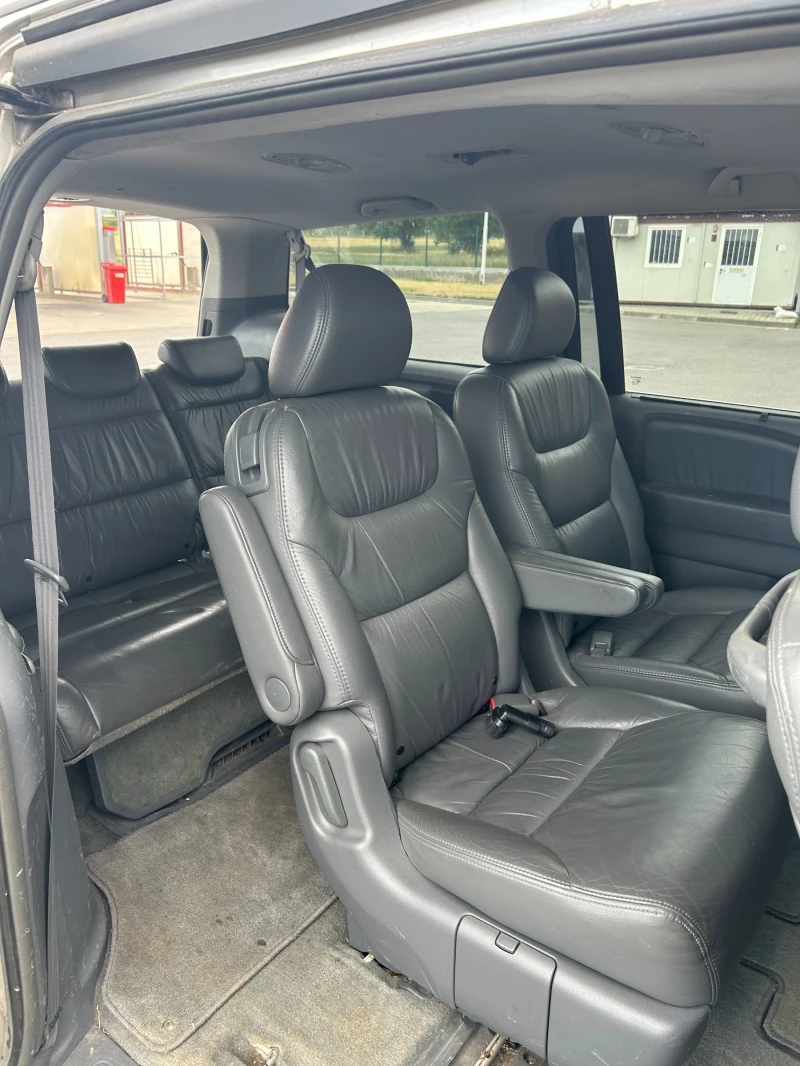 Honda Stream, снимка 14 - Автомобили и джипове - 52583462