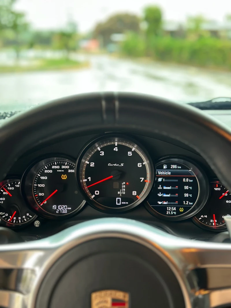 Porsche Panamera BI TURBO 550ks, снимка 9 - Автомобили и джипове - 51416293