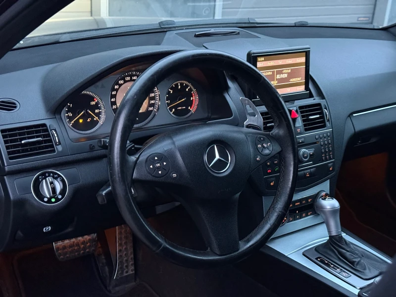 Mercedes-Benz C 320 D* 6.3AMG SEATS* PANO* ЛИЗИНГ, снимка 7 - Автомобили и джипове - 52328285