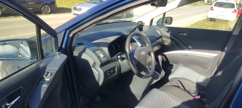 Toyota Corolla verso, снимка 5 - Автомобили и джипове - 52433782