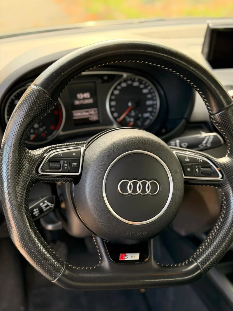 Audi A1, снимка 3 - Автомобили и джипове - 52630607