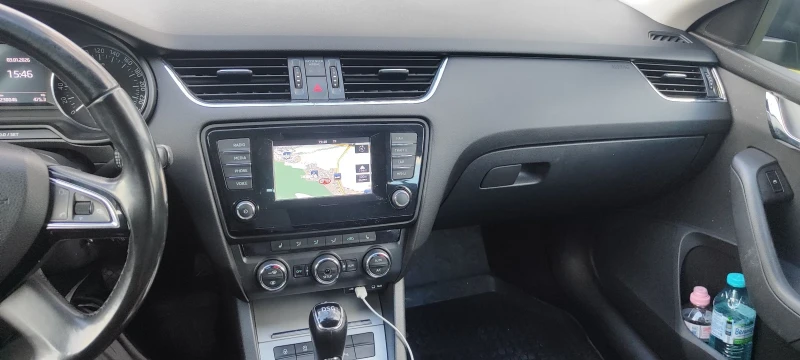 Skoda Octavia, снимка 10 - Автомобили и джипове - 52966048